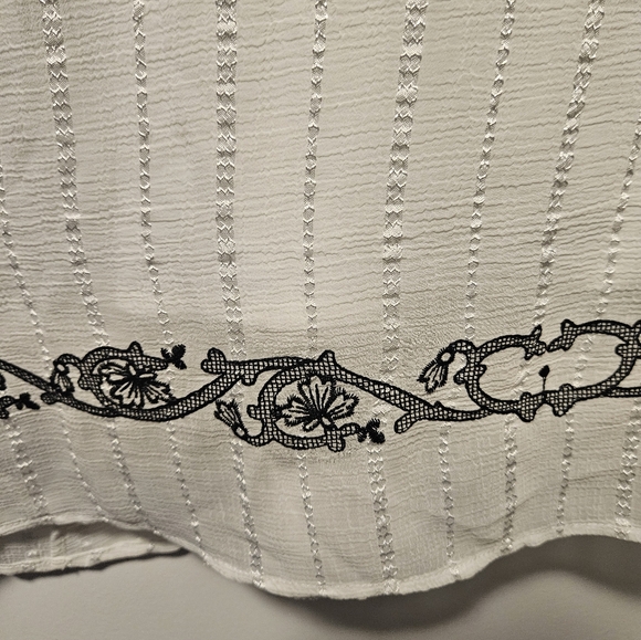 TRISTAN  white embroided sheer peasant dress bell sleeves sz Large NWT bohemian - Picture 9 of 9